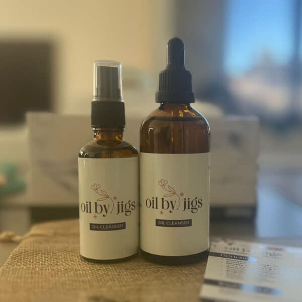 Oil Cleanser with Lemon Essential Oil - Image 3